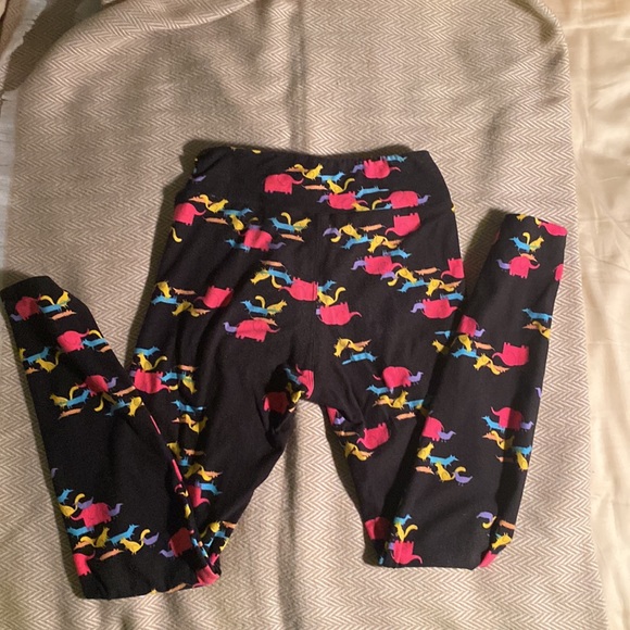 Lularoe Tween Leggings EUC - Picture 2 of 3